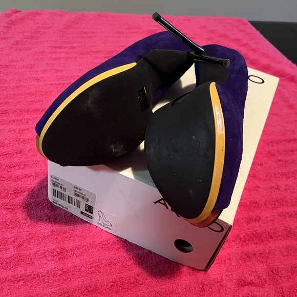 Purple N Yellow Aldo Stiletto - Picture 3 of 6